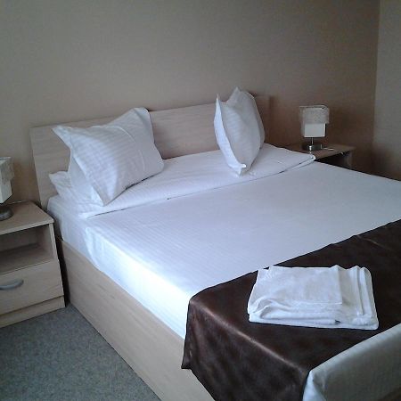 Hostel Nova Route Неводарі Екстер'єр фото