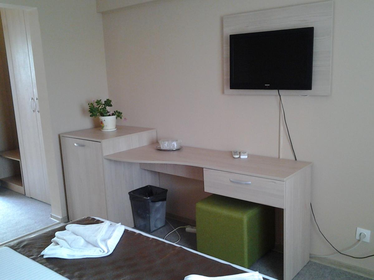Hostel Nova Route Неводарі Екстер'єр фото