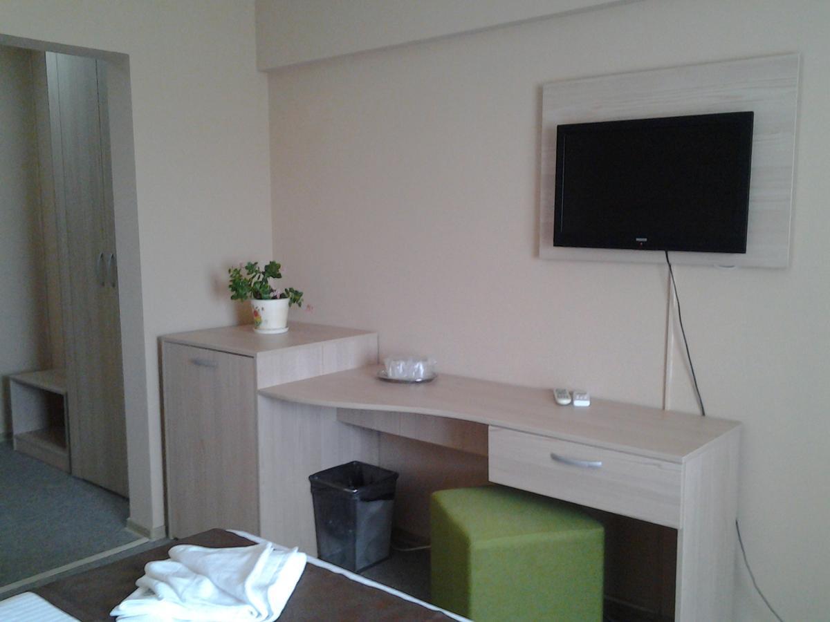 Hostel Nova Route Неводарі Екстер'єр фото