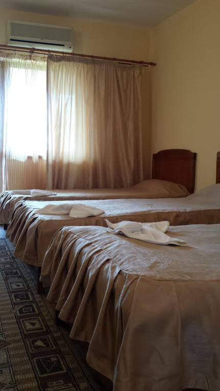 Hostel Nova Route Неводарі Екстер'єр фото