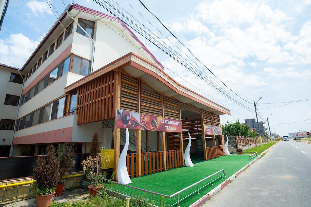 Hostel Nova Route Неводарі Екстер'єр фото